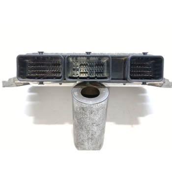 Recambio de centralita motor uce para dacia sandero ambiance referencia OEM IAM 237102071R  