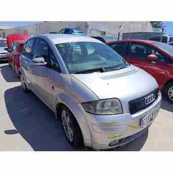 audi a2 (8z0) del año 2001