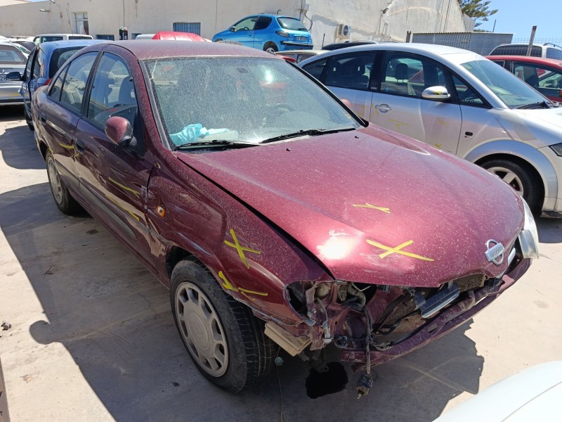 nissan almera ii hatchback (n16) del año 2000