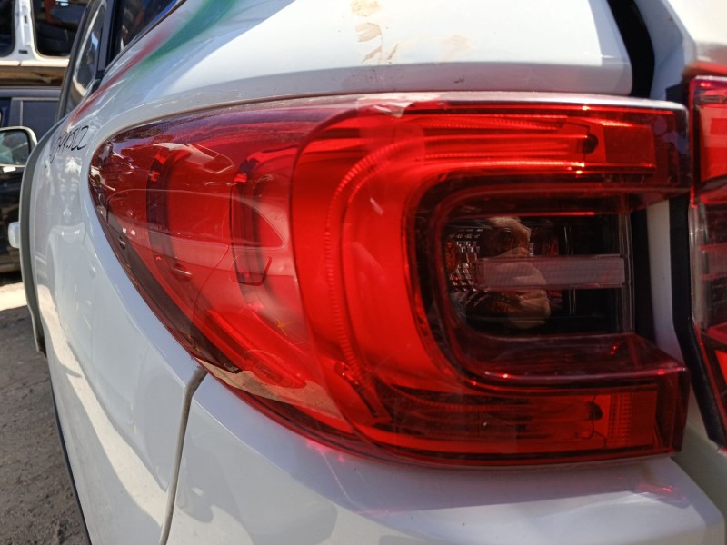 Recambio de piloto trasero izquierdo para renault kadjar (ha_, hl_) 1.6 dci 130 referencia OEM IAM 265552478R  