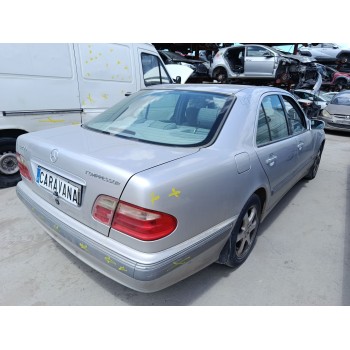 mercedes-benz clase e (w210) del año 2010