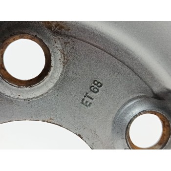 Recambio de llanta para iveco daily vi furgoneta 33s15, 35s15, 35c15 referencia OEM IAM 504103598 / 504103599  