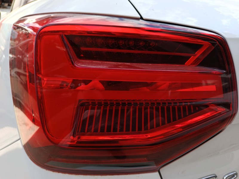 Recambio de piloto trasero izquierdo para audi q2 (gab, gag) 30 tfsi referencia OEM IAM 81A945069B  