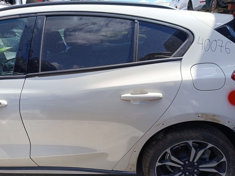 Recambio de puerta trasera izquierda para ford focus iv (hn) 1.5 ecoblue referencia OEM IAM 2577512  