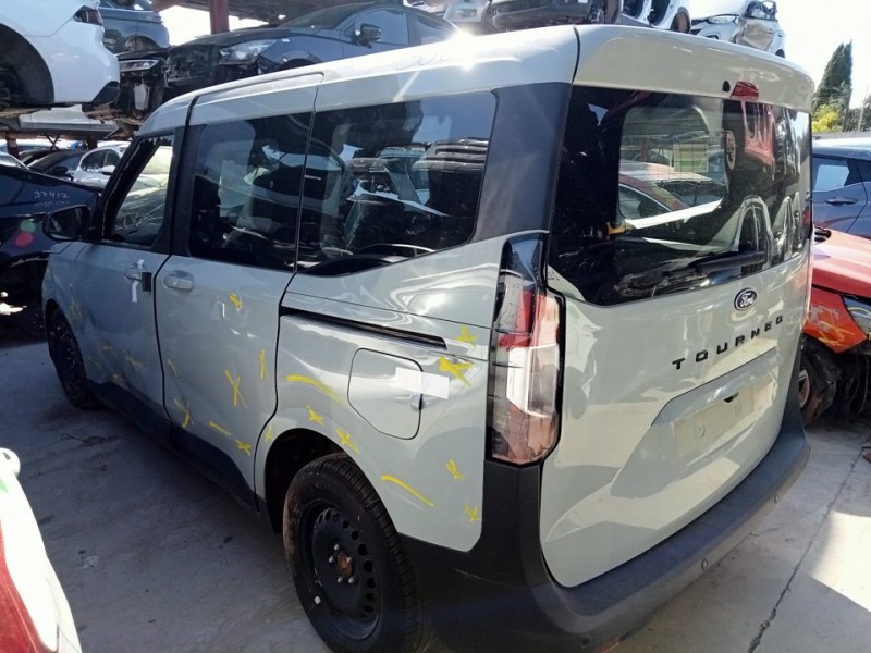 ford tourneo courier (chq) del año 2024