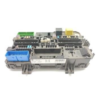 Recambio de caja reles / fusibles para opel astra h berlina cosmo referencia OEM IAM 13206762HK  