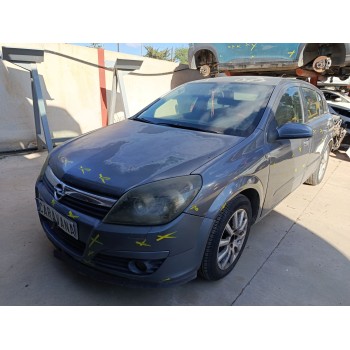 opel astra h (a04) del año 2004