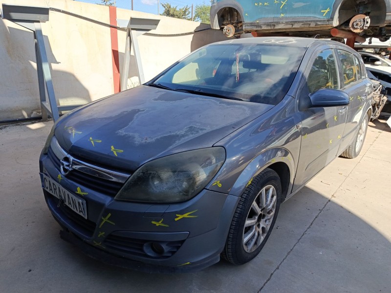 opel astra h (a04) del año 2004