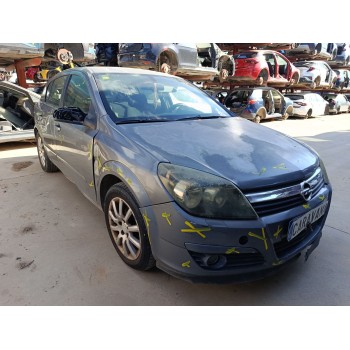 opel astra h (a04) del año 2004