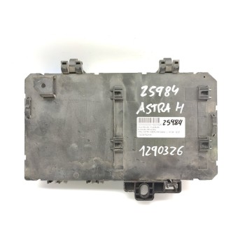 Recambio de caja reles / fusibles para opel astra h berlina cosmo referencia OEM IAM 13206762HK  