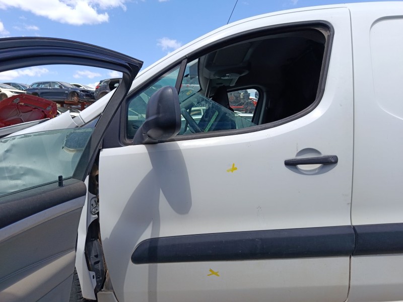 Recambio de puerta delantera izquierda para peugeot partner furgoneta/monovolumen 1.6 hdi 16v 4x4 referencia OEM IAM 9002Z3  