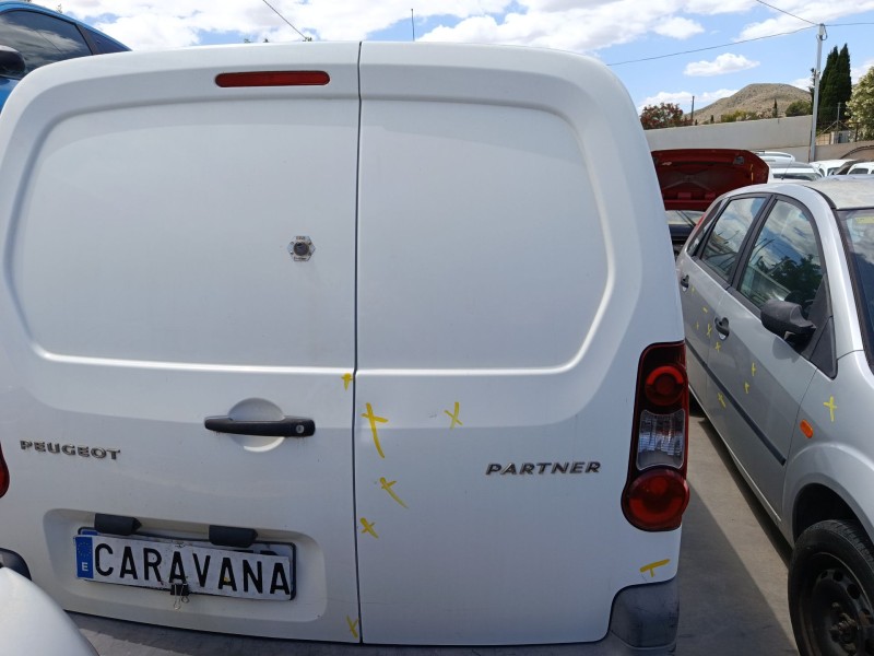 Recambio de puerta trasera derecha para peugeot partner furgoneta/monovolumen 1.6 hdi 16v 4x4 referencia OEM IAM   