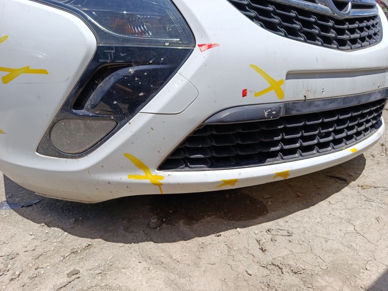 Recambio de paragolpes delantero para opel zafira tourer c (p12) 1.4 (75) referencia OEM IAM 13300485  