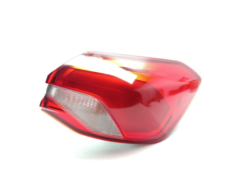 Recambio de piloto trasero derecho para ford focus trend edition referencia OEM IAM JX7B13404CG / 2525712  