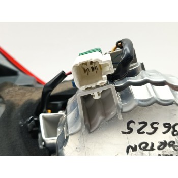Recambio de piloto trasero derecho interior para toyota auris active referencia OEM IAM 8158102830  