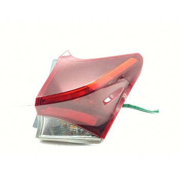 Recambio de piloto trasero derecho para toyota auris active referencia OEM IAM 8155102A60  