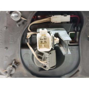 Recambio de piloto trasero izquierdo para toyota avensis (t27) advance referencia OEM IAM 8156005280 / 8156105270  