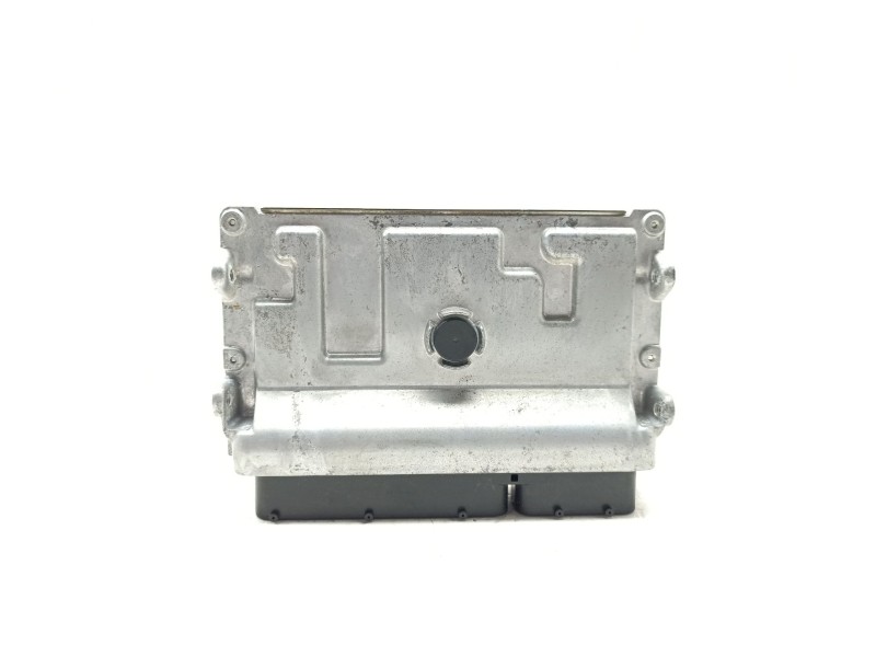 Recambio de centralita motor uce para toyota yaris cross hybrid 2wd active tech referencia OEM IAM 896610UJ30 / MB2838000110  