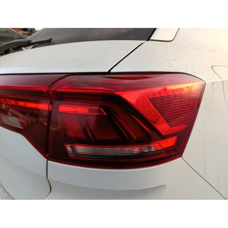 Recambio de piloto trasero derecho para volkswagen t-roc (d11) r-line referencia OEM IAM 2GA945096D  
