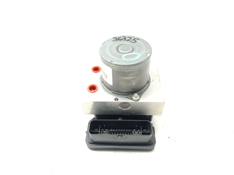 Recambio de abs para toyota yaris cross hybrid 2wd active tech referencia OEM IAM 445400DA60  
