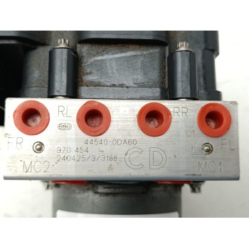Recambio de abs para toyota yaris cross hybrid 2wd active tech referencia OEM IAM 445400DA60  