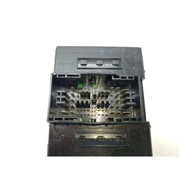 Recambio de caja reles / fusibles para hyundai tucson (nx) klass 2wd referencia OEM IAM 91959N7010  