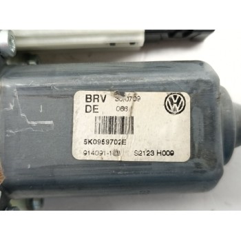 Recambio de motor elevalunas delantero derecho para volkswagen golf vi (5k1) gti referencia OEM IAM 5K0959702E / 5K0959792A  
