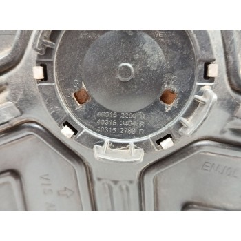 Recambio de tapacubos para dacia sandero iii expression referencia OEM IAM 403152290R  