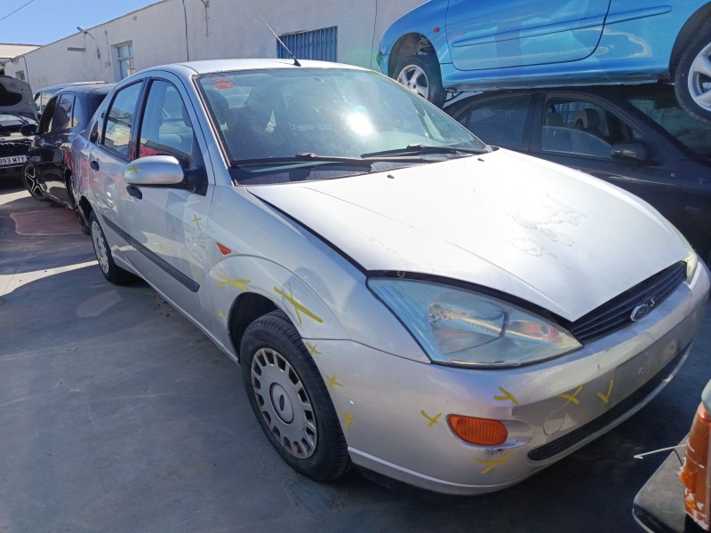 ford focus i sedán (dfw) del año 2001