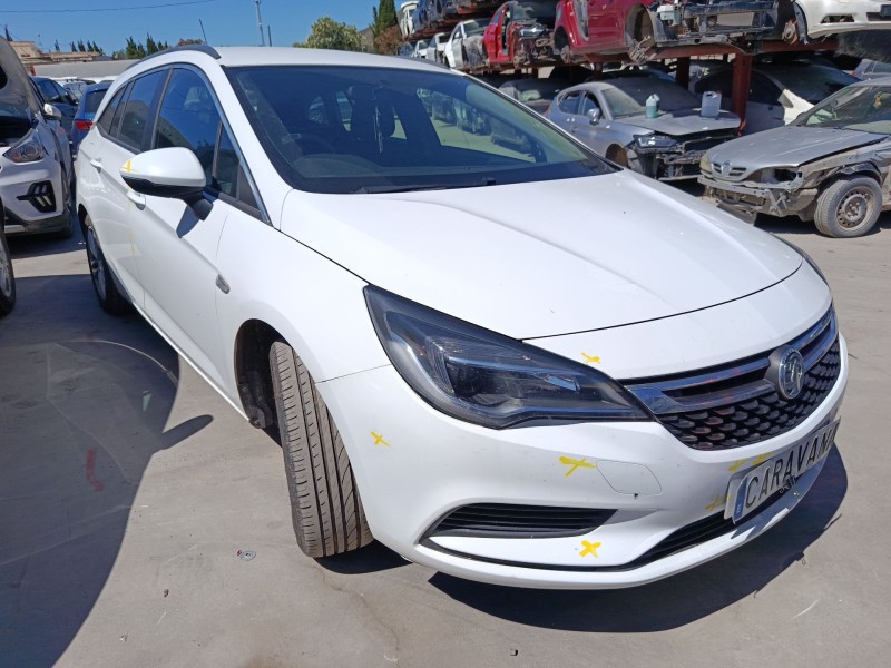 vauxhall zafira mk iii (p12) del año 2013