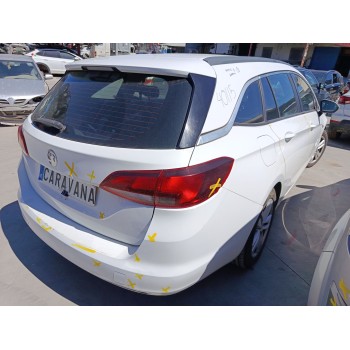 vauxhall zafira mk iii (p12) del año 2013
