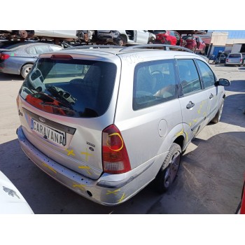 ford focus i turnier (dnw) del año 2004
