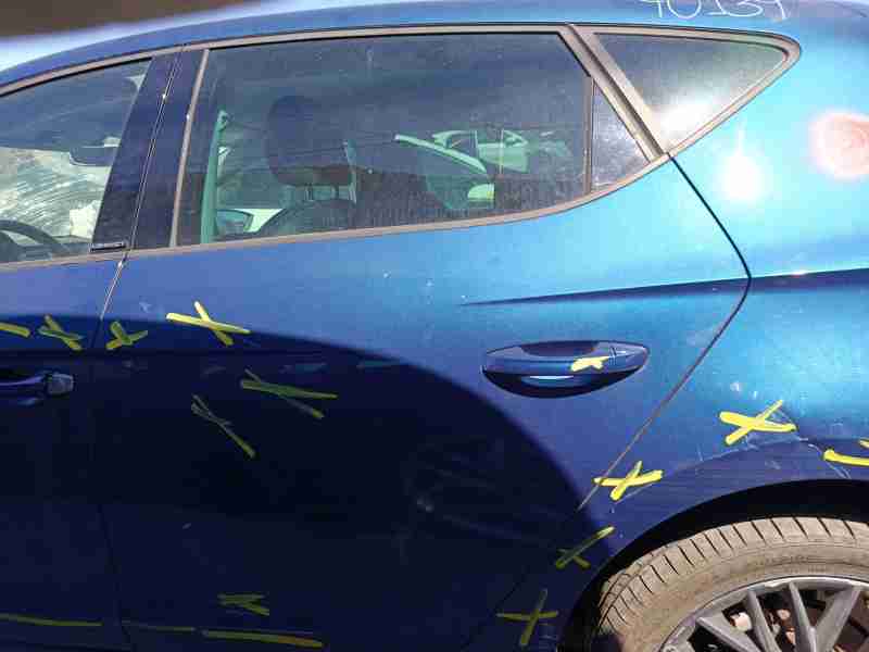 Recambio de puerta trasera izquierda para seat leon st (5f8) 1.4 tsi referencia OEM IAM 5F4833055  