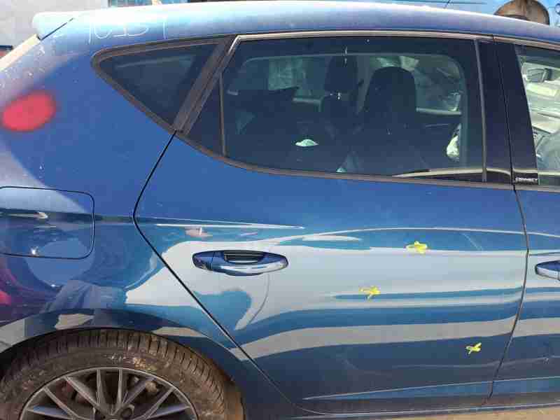 Recambio de puerta trasera derecha para seat leon st (5f8) 1.4 tsi referencia OEM IAM 5F4833056  