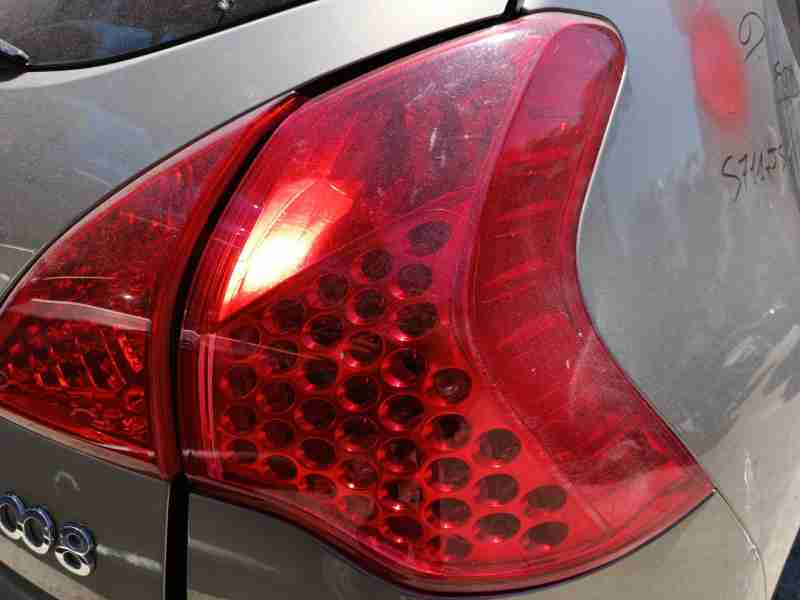 Recambio de piloto trasero derecho para peugeot 3008 i monospace (0u_) 2.0 hdi hybrid4 (0urhca) referencia OEM IAM 6351HC  