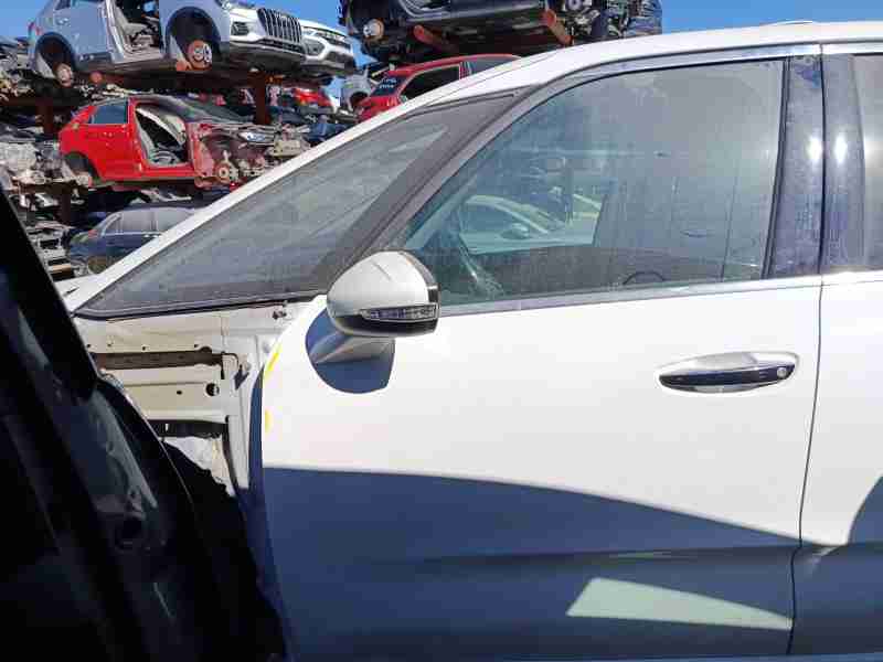 Recambio de puerta delantera izquierda para citroën c4 picasso ii 1.6 bluehdi 120 referencia OEM IAM 9801572680  
