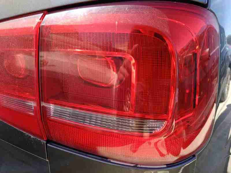 Recambio de piloto trasero derecho para volkswagen touran (1t3) 1.6 tdi referencia OEM IAM 1T0945096R  