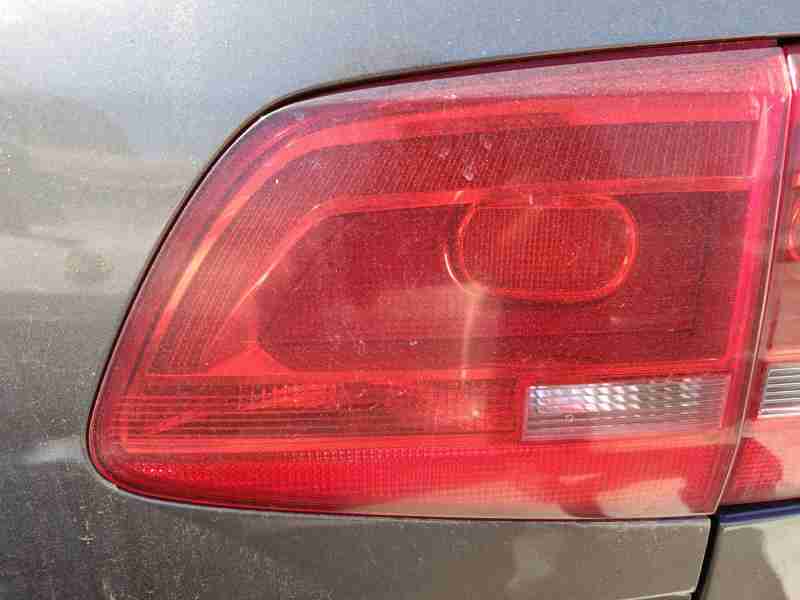 Recambio de piloto trasero derecho interior para volkswagen touran (1t3) 1.6 tdi referencia OEM IAM 1T0945094A  