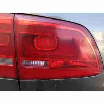 Recambio de piloto trasero izquierdo interior para volkswagen touran (1t3) 1.6 tdi referencia OEM IAM 1T0945093  