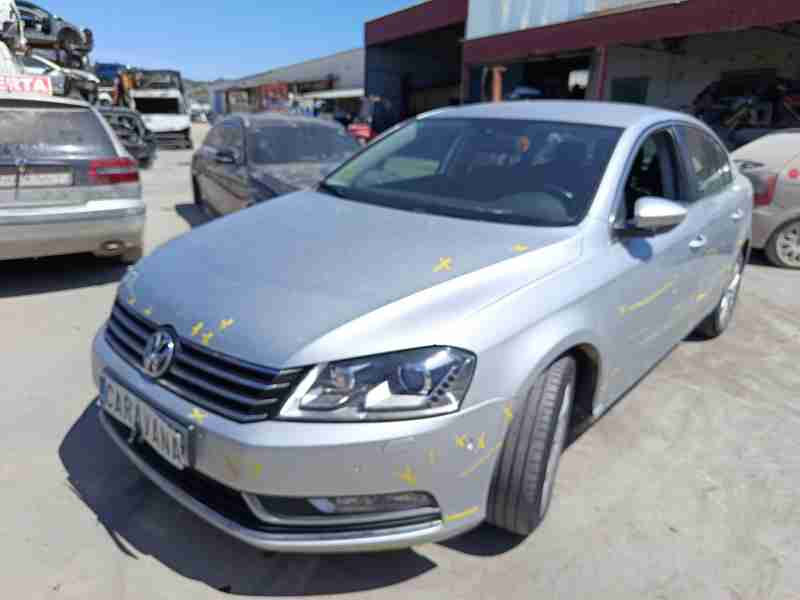volkswagen passat b7 (362) del año 2012