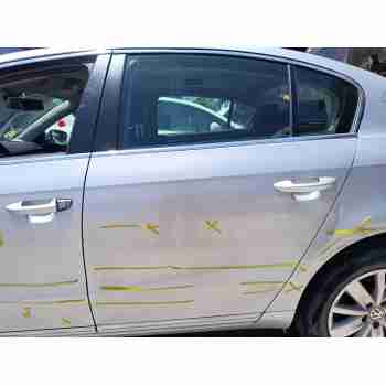Recambio de puerta trasera izquierda para volkswagen passat b7 (362) 1.6 tdi referencia OEM IAM 3AE833055  