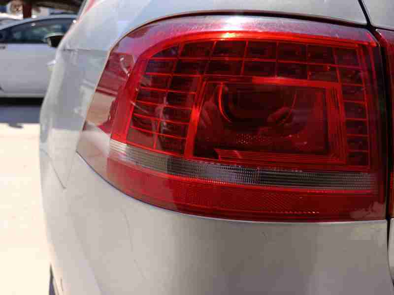 Recambio de piloto trasero izquierdo para volkswagen passat b7 (362) 1.6 tdi referencia OEM IAM 3AE945207B  