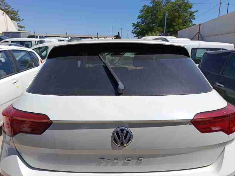 Recambio de porton trasero para volkswagen t-roc (a11, d11) 1.0 tsi referencia OEM IAM 2GA827025B  