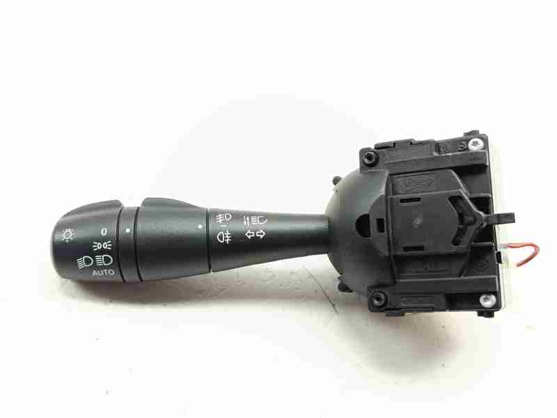 Recambio de mando luces para renault captur i (j5_, h5_) 0.9 tce 90 referencia OEM IAM 8201167992  