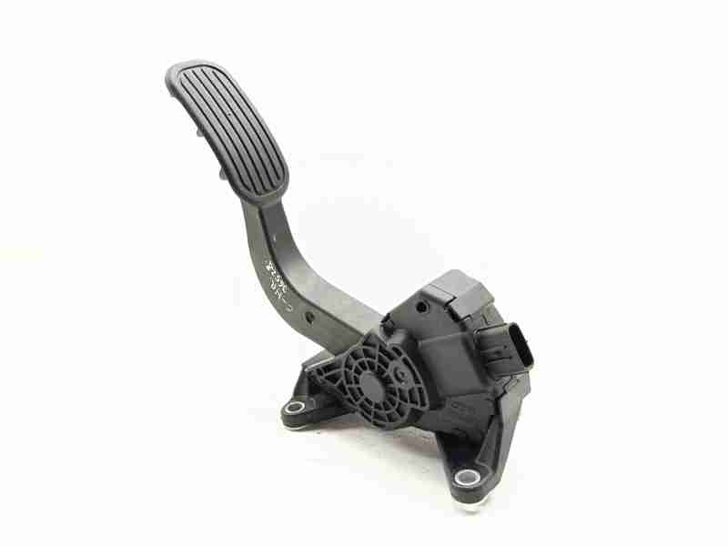 Recambio de pedal acelerador para toyota c-hr hybrid advance referencia OEM IAM 78110F4022  
