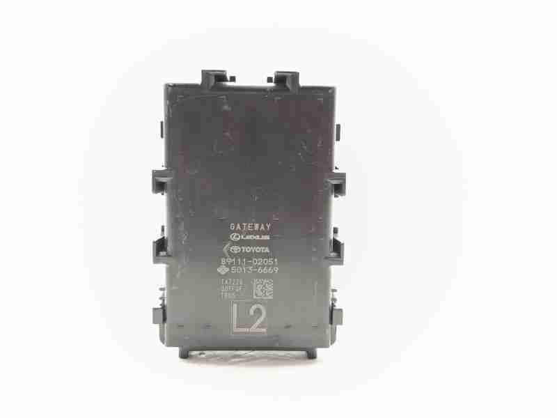 Recambio de modulo electronico para toyota c-hr hybrid advance referencia OEM IAM 8911102051  