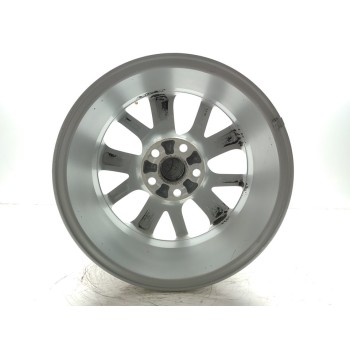 Recambio de llanta para toyota auris active referencia OEM IAM 4261102E90  