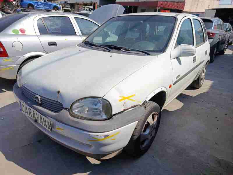 opel corsa b (s93) del año 2000