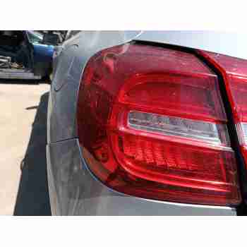 Recambio de piloto trasero izquierdo para mercedes-benz clase gla (x156) gla 200 cdi / d (156.908) referencia OEM IAM 1569061958