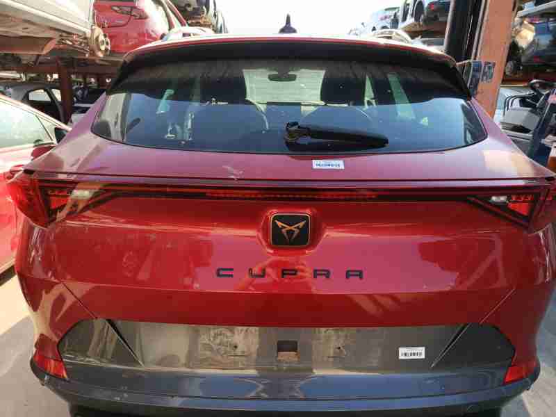 Recambio de piloto trasero central para cupra formentor (km7, kmp) 1.5 tsi referencia OEM IAM   